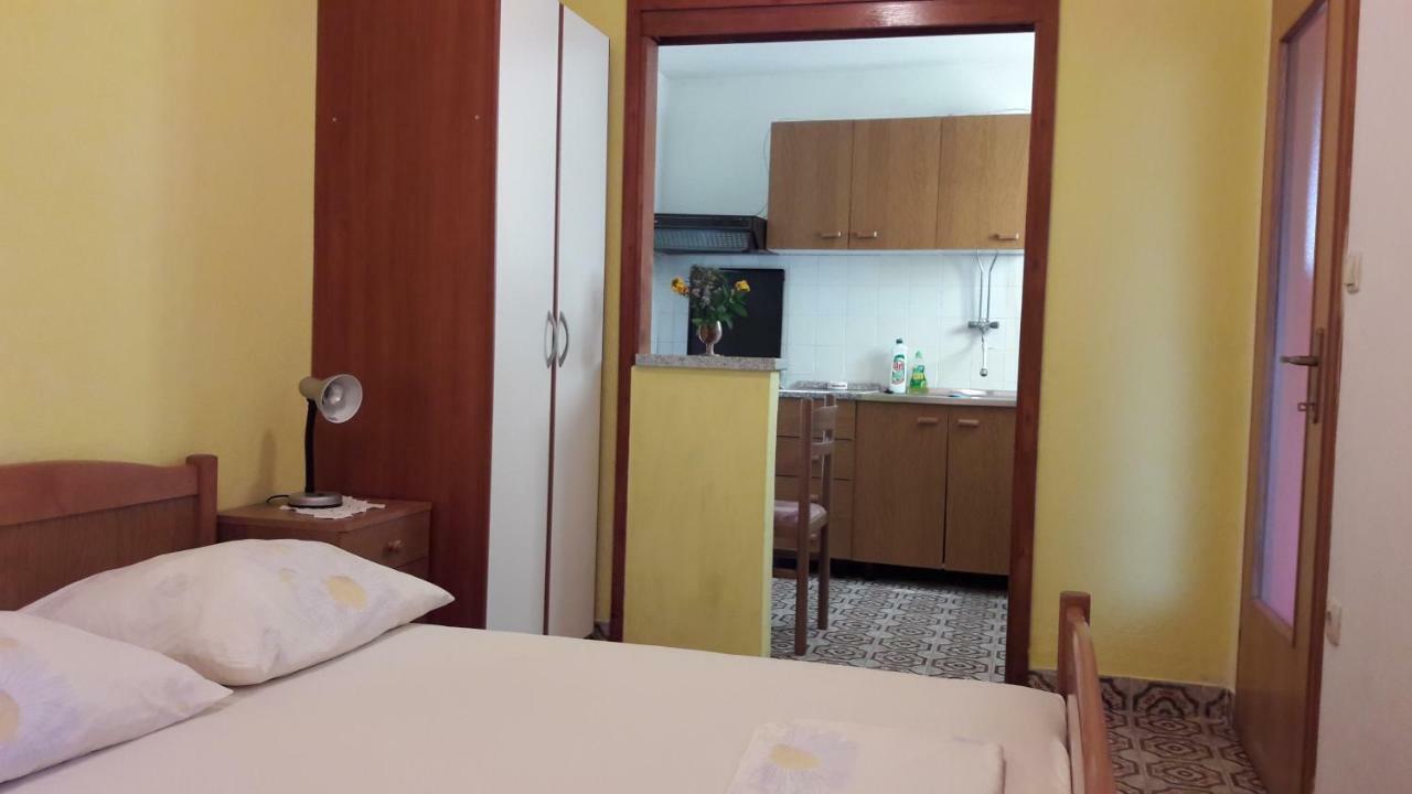 Apartmani Ante Trogir Eksteriør bilde
